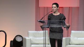 Rose McGowan makes first public speech since accusing Harvey Weinstein