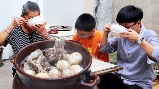 收拾完家里，九九做牛骨炖芋头，家人聚在一起吃得开心【湘西九九美食】