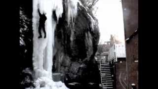 Urban Ice Climbing - Sherbrooke Québec (La Folia - Ch. II)