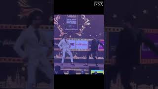 Ranveer Singh and Vijay Deverakonda's crazy dance performance at SIIMA Awards 2022