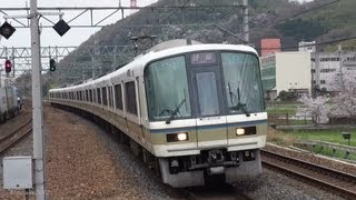 JR京都線を走る普通列車 島本駅