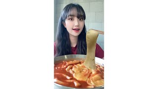 요즘 유행하는 신전치즈떡볶이 먹는 방법🔥 #shorts #shortsvideo