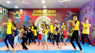 Shravani dance academy.        Choreographed by @mrs_divya_konde_official_      Go with Basics😇