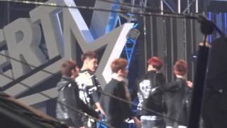 130511 Dream Concert - EXO bowing in the end