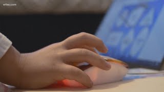 Fort Worth ISD students must engage in online learning at least 4 hours a day