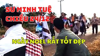 Chiều 24/12 Noel - Sư Minh Tuệ Đến Thị Trấn Lào Gần Thái Lan | An Lạc Nhân Sinh