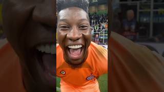 La joie d’Onana après la qualification! 😁 https://youtu.be/ls8dUPFhEX4 #inter #liguedeschampions