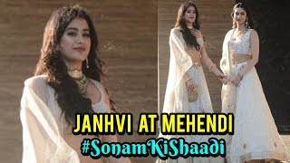 Janhvi Kapoor & Khushi At Sonam Kapoor's Mehendi | Sonam Anand Ahuja Wedding