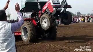 Massey 9500  tractor stand nice tractor