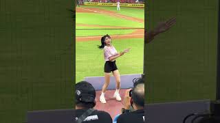 Rakuten Girls 筠熹  我可以看一整天/廖健富應援曲/樂天桃園國際棒球場  20220915