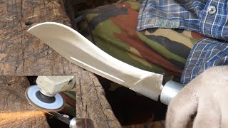 IT IS SUPER EASY FOR THIS BLACKSMITH TO MAKE A NICE TRADITIONAL CAMBODIAN KNIFE