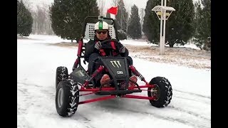 Drifting kart in Beijing Blizzard in 2019（北京暴雪中的漂移卡丁车）