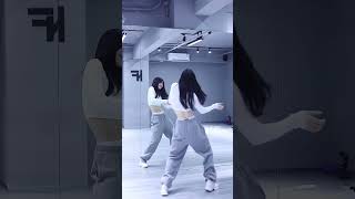 快喊你的臭宝来跳吧 #dancing #舞蹈 #跳舞 #浅跳一下