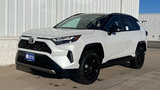 2025 Toyota Rav4 Hybrid XSE In Wind Chill Pearl/Midnight Black Metallic Roof