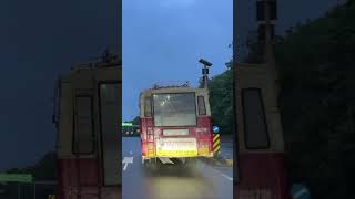 KSRTC ബസ് കണ്ടപ്പോൾ 'ആനവണ്ടി'യെന്നു വിളിച്ച് റിഷിക്കുട്ടൻ