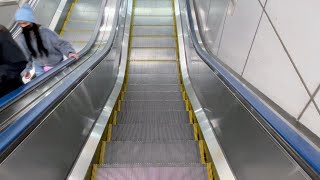 【踊り場付きエスカレーター】JR秋葉原駅　MITSUBISHI escalator