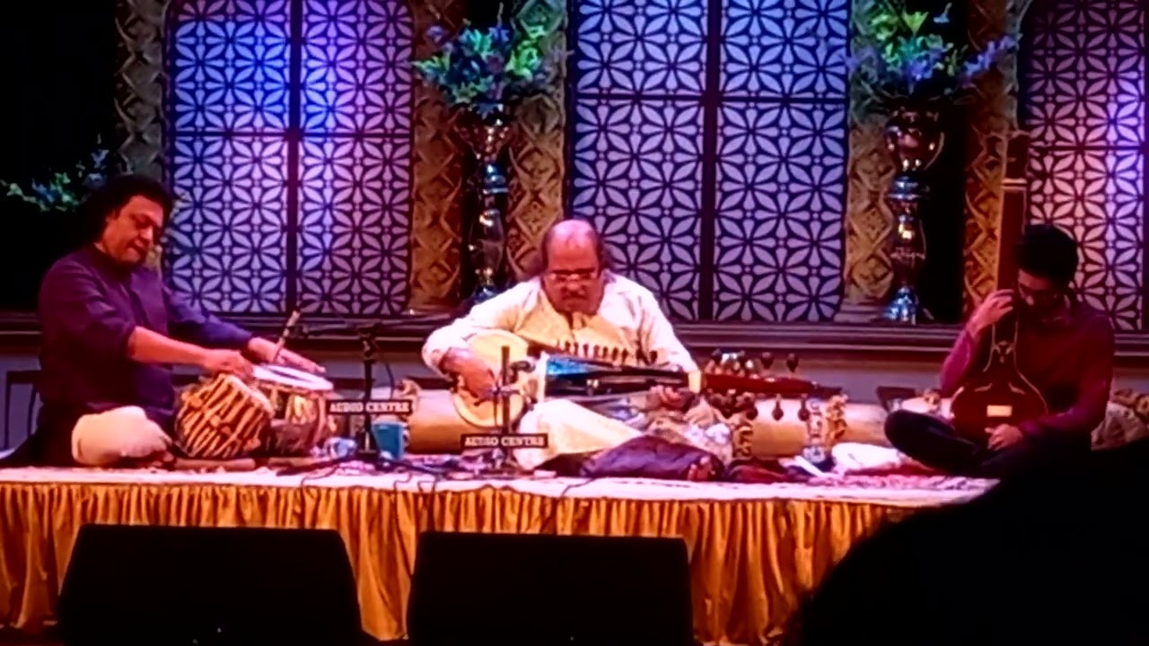 Raag Hindol | Sarod | Pandit Tejendra Narayan Majumdar | Tabla | Pandit ...