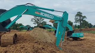 รีวิว สี่สหาย ค่ายเดียวกัน มาเจอกัน kobelco sk200-10- sm yn15 งานฟาร์ม จัดให้