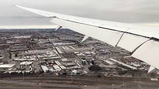 DOMESTIC 787! Air Canada flight AC415 landing at Toronto Pearson International Airport / YUL-YYZ