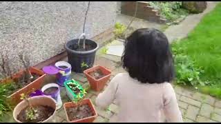 Hansi 's cute video explaining all about her garden // Garden // My garden