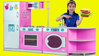Jannie Pretend Play with DELUXE Kitchen Toy Set