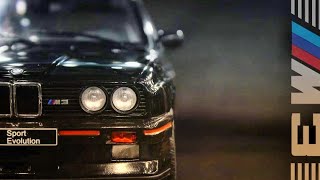 Unboxing of BMW M3 E30 Sport Evolution 1:18 Diecast Scale Model by Solido