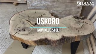 USKORO - Klub stol u obliku panja sa crnom i transparent Epoxy smolom