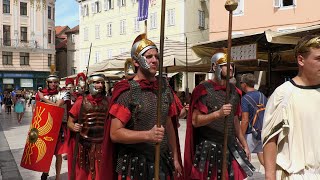 SPLIT, CROATIA: HISTORIC BUSTLING PEOPLE'S SQUARE (4K)