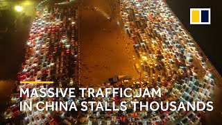 Massive traffic jam on China's Hainan island because of fog