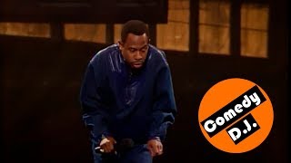 Martin Lawrence greeting guests – Def Comedy Jam(s1ep1)