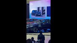 신차들이 쏟아져 나온다  BMW IX3 최초공개