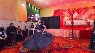 Aaja nachle nachle | sister engagement dance perform | Nishu Gujjari