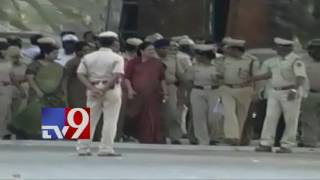 Sasikala enters Bangalore Jail - TV9 Exclusive