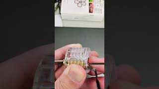 [Picking practice] Locksmith picks using a transparent pin cylinder for practice [Locksport] #shorts