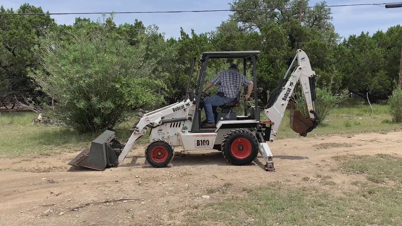 Bobcat Backhoe Loader B100 Diesel - YouTube