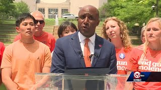 KC Mayor Quinton Lucas signs gun violence proclamation