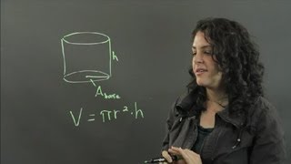 How to Determine the Cubic Feet for Dirt in Round Pots : Measurements & Other Math Calculations