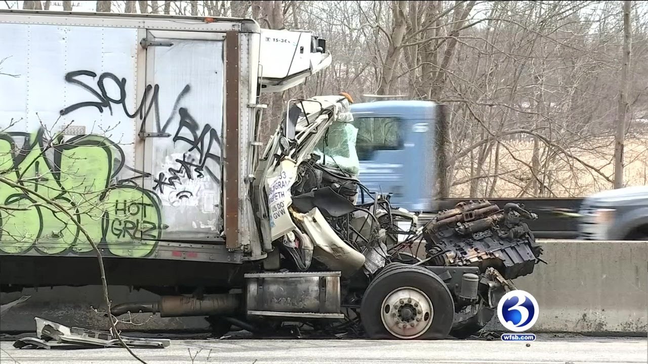 VIDEO: Person Killed In Crash On I-95 South In Old Saybrook - YouTube