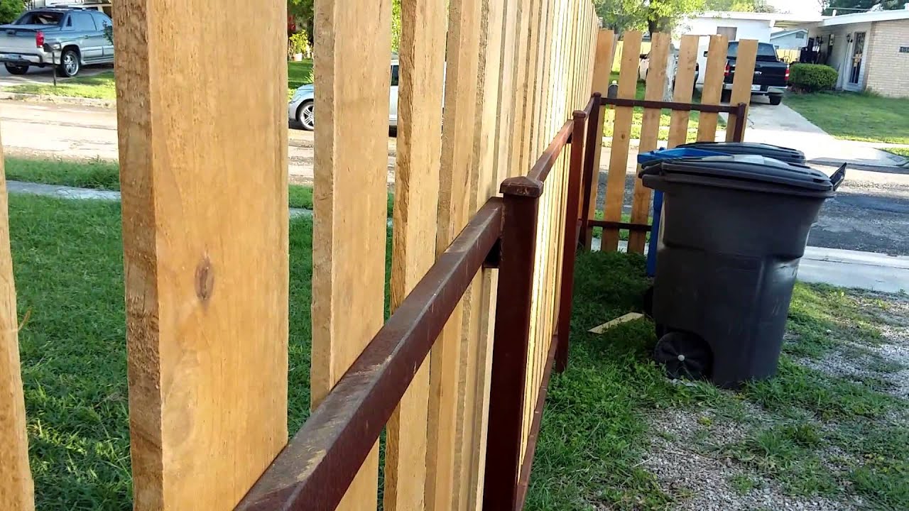 HOW TO Build A STRONG WOOD PICKET FENCE And Metal - YouTube