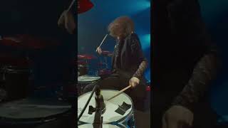 B-2 - Drum solo “Bowie”