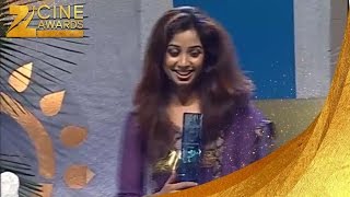 Zee Cine Awards  2006 Best Playback Singer female   Shreya Goshal