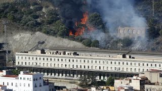 Μεγάλη πυρκαγιά στα σύνορα της Ισπανίας με τη Γαλλία