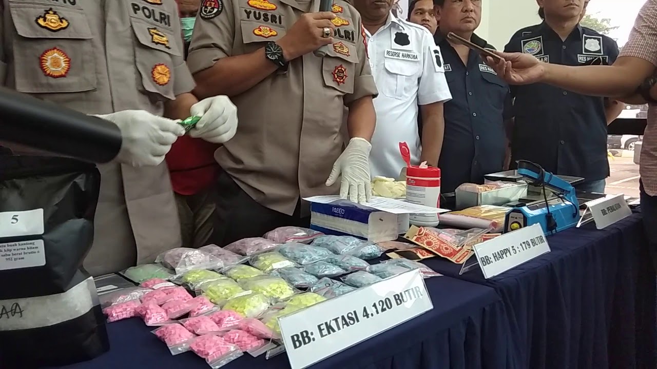 Polisi Ungkap Kasus Peredaran Narkoba Sabu Yang Gunakan Kemasan Makanan ...