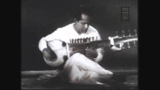 Bahadur Khan (2) - Sarod - Raga Dayavati