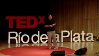 Viaje al pasado (Journey to the past) | Miguel Savage | TEDxRiodelaPlata