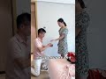 手捧嫁衣向保姆求婚，给孩子一个完整的家#家庭婚姻情感#爱情#感动瞬间#劇情#人生百態#shorts