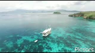 Local Wooden Boat Explore Komodo Park