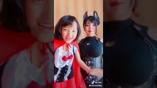 【TikTok】右の子服がすごいw