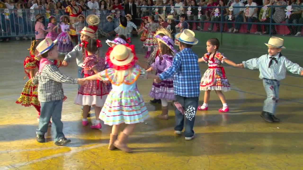 REINO DA FANTASIA: Saiba De Onde Vem A Quadrilha, Dança Típica Das ...