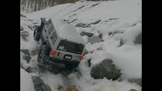 Snow Crawl with the Axial SCX6 and Traxxas TRX4